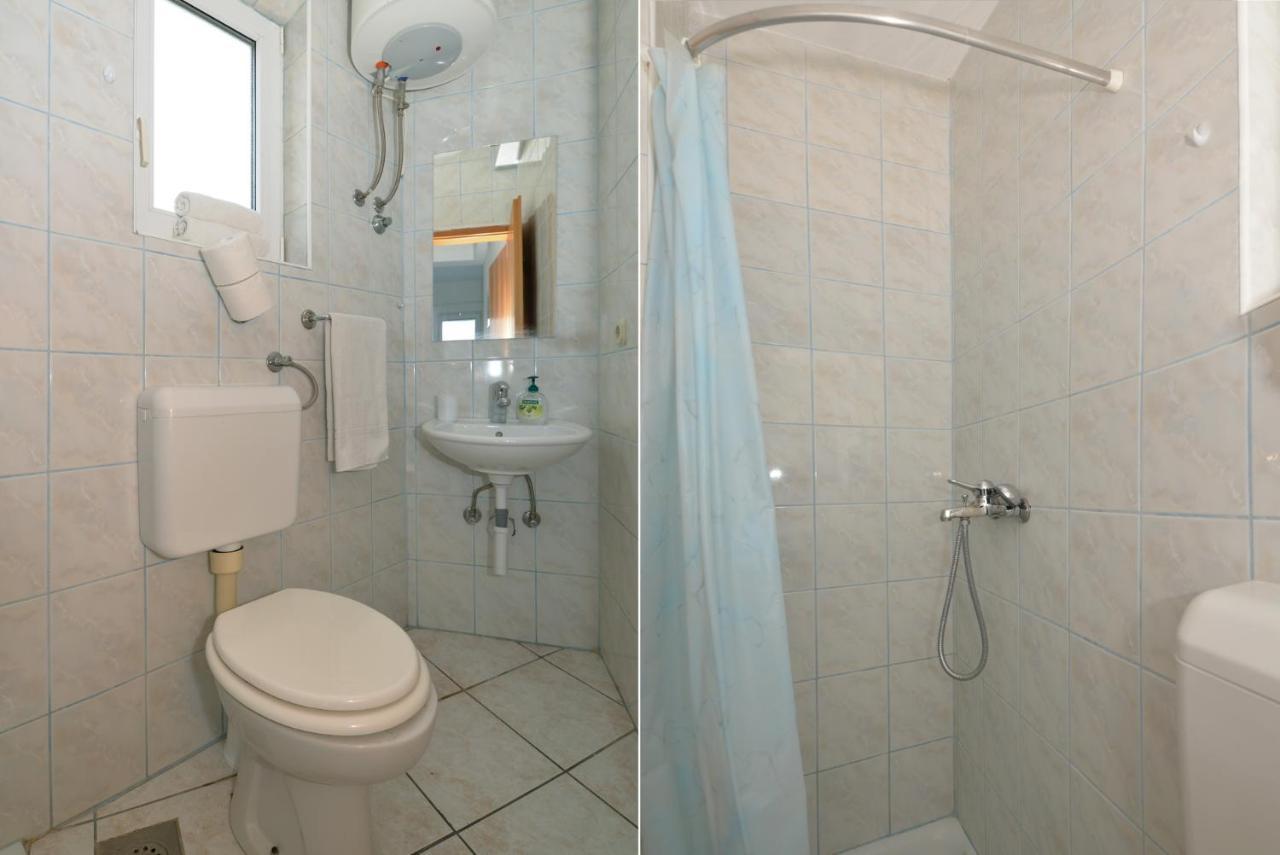 Apartman Mana, Murter Luaran gambar