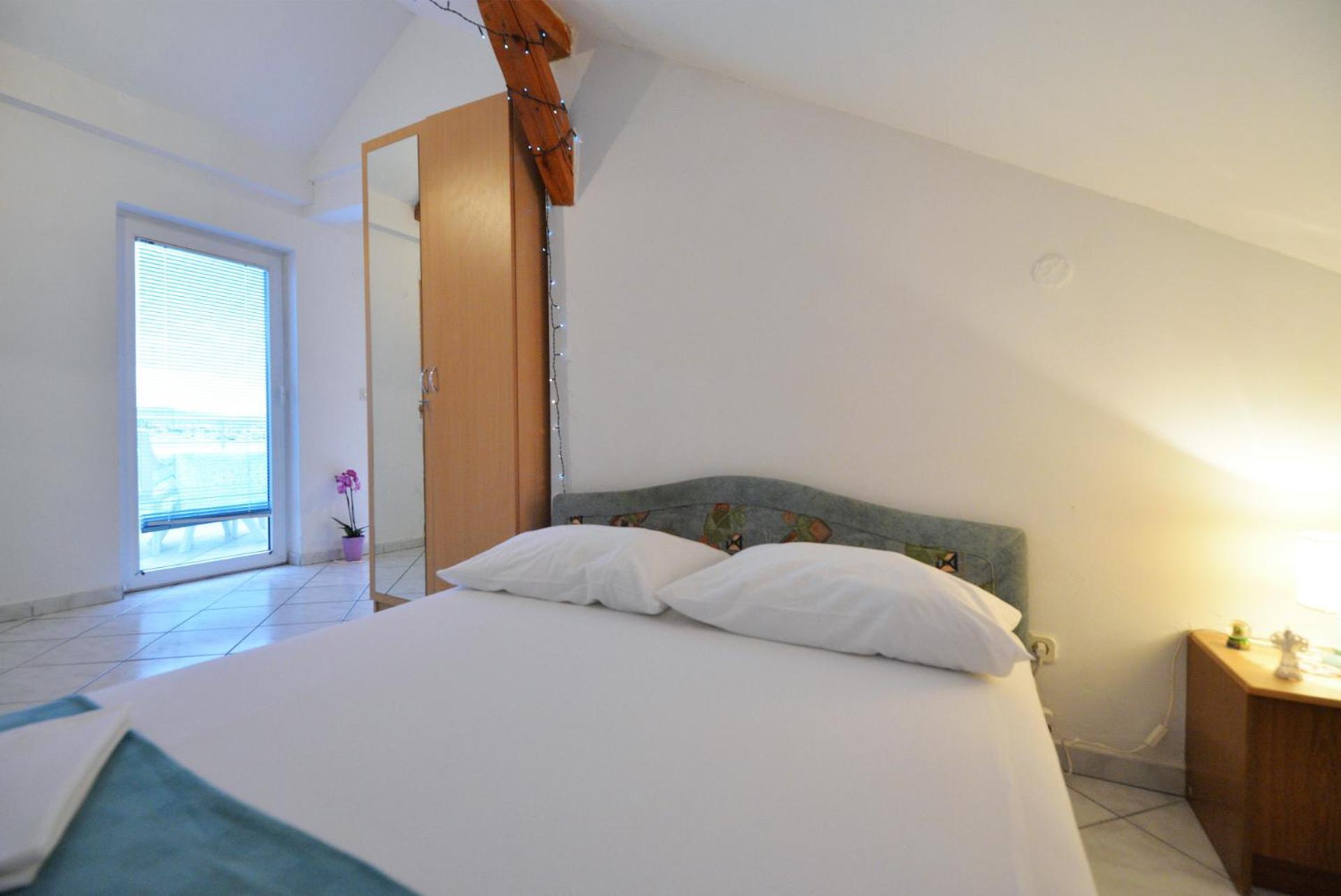 Apartman Mana, Murter Luaran gambar