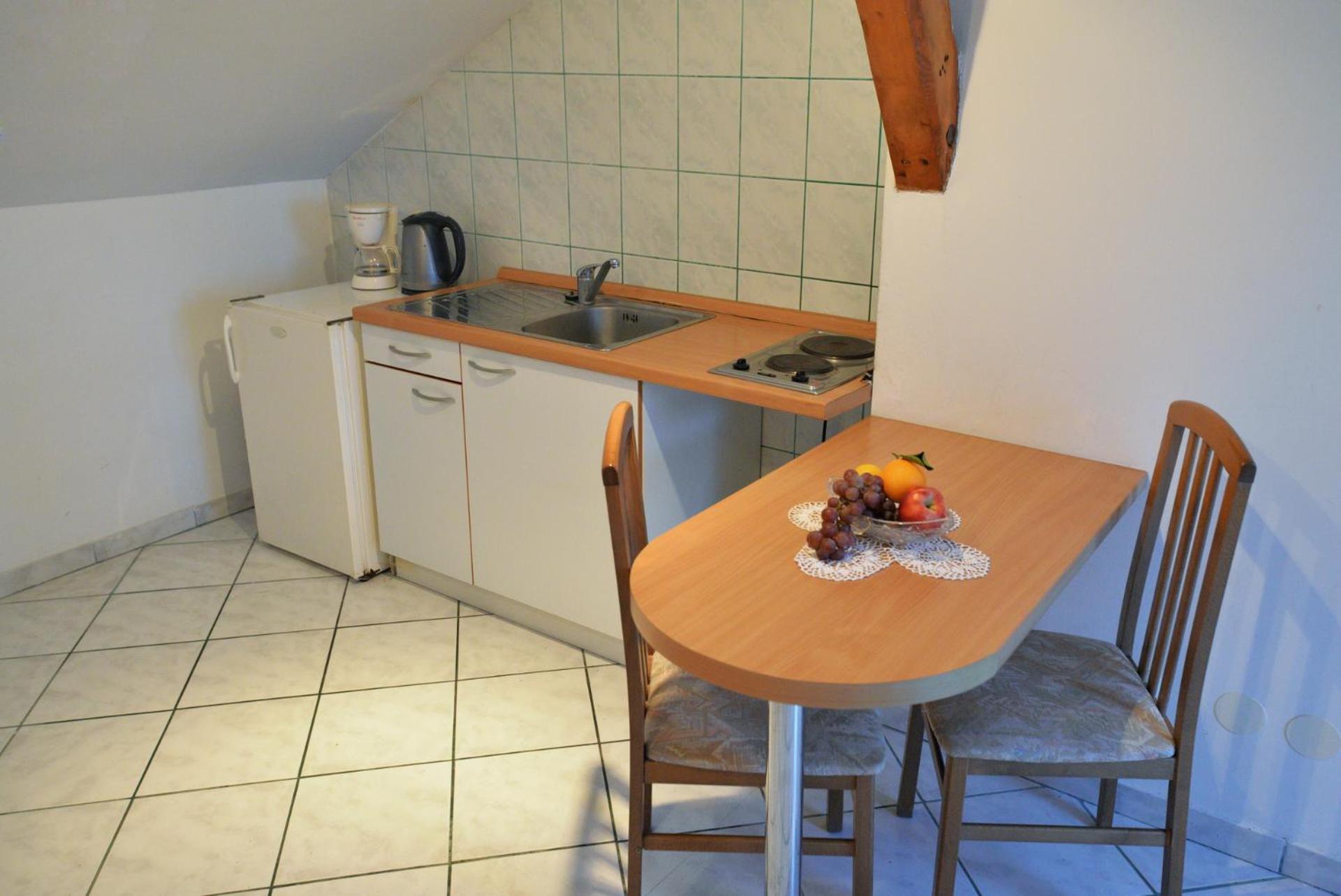 Apartman Mana, Murter Luaran gambar